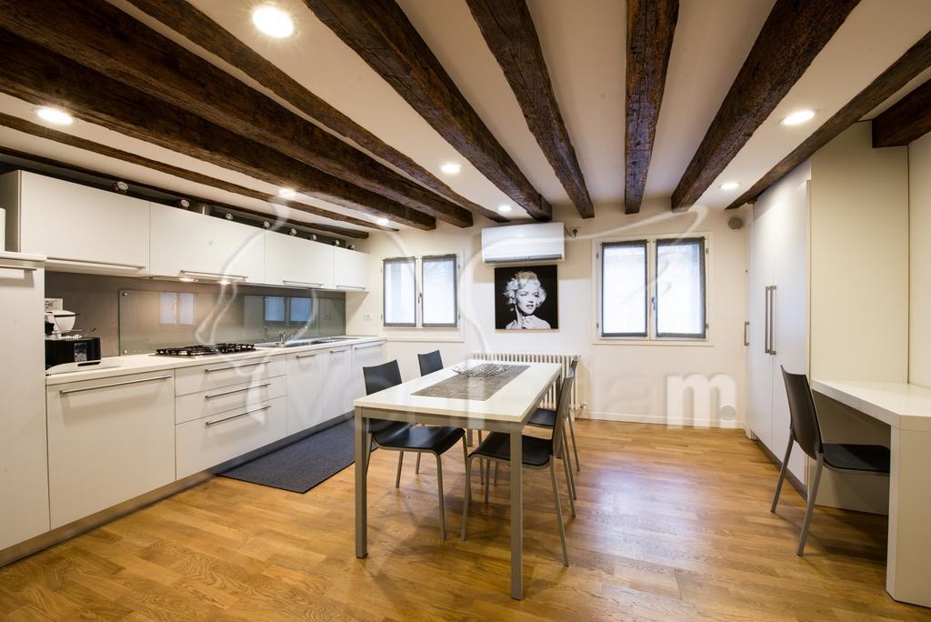 The Lion'S House Apt5 Венеція Екстер'єр фото